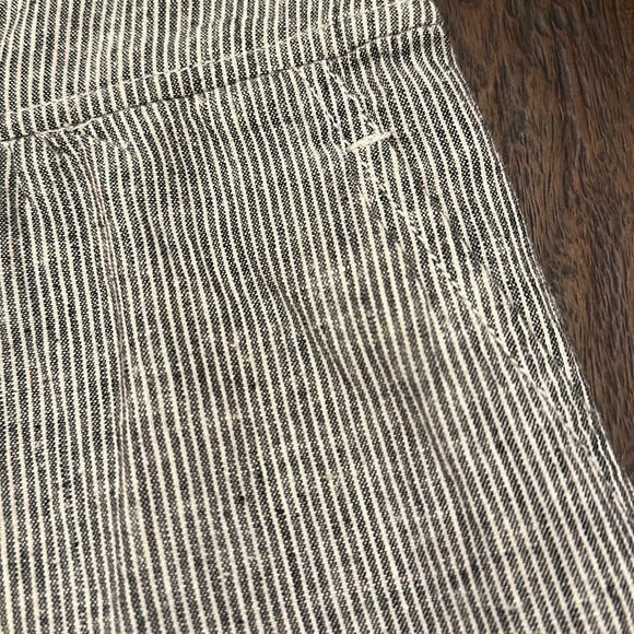 Eileen Fisher skirt. Black & white pin stripe. Size Small - Picture 3 of 5